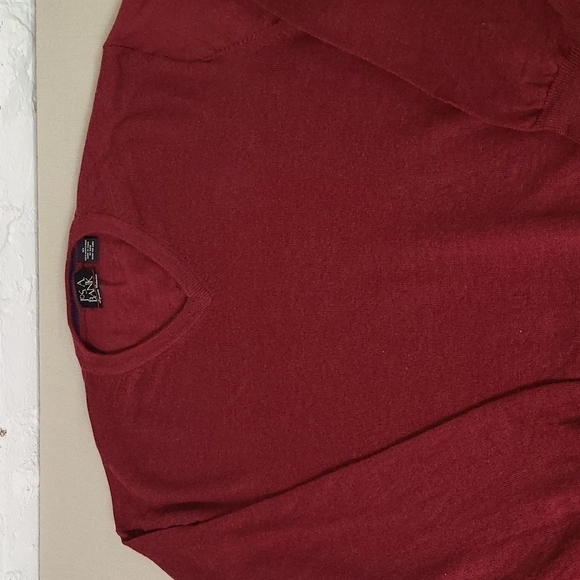 Jos A Bank Merino Wool V neck Sweater Size XL - Picture 2 of 5